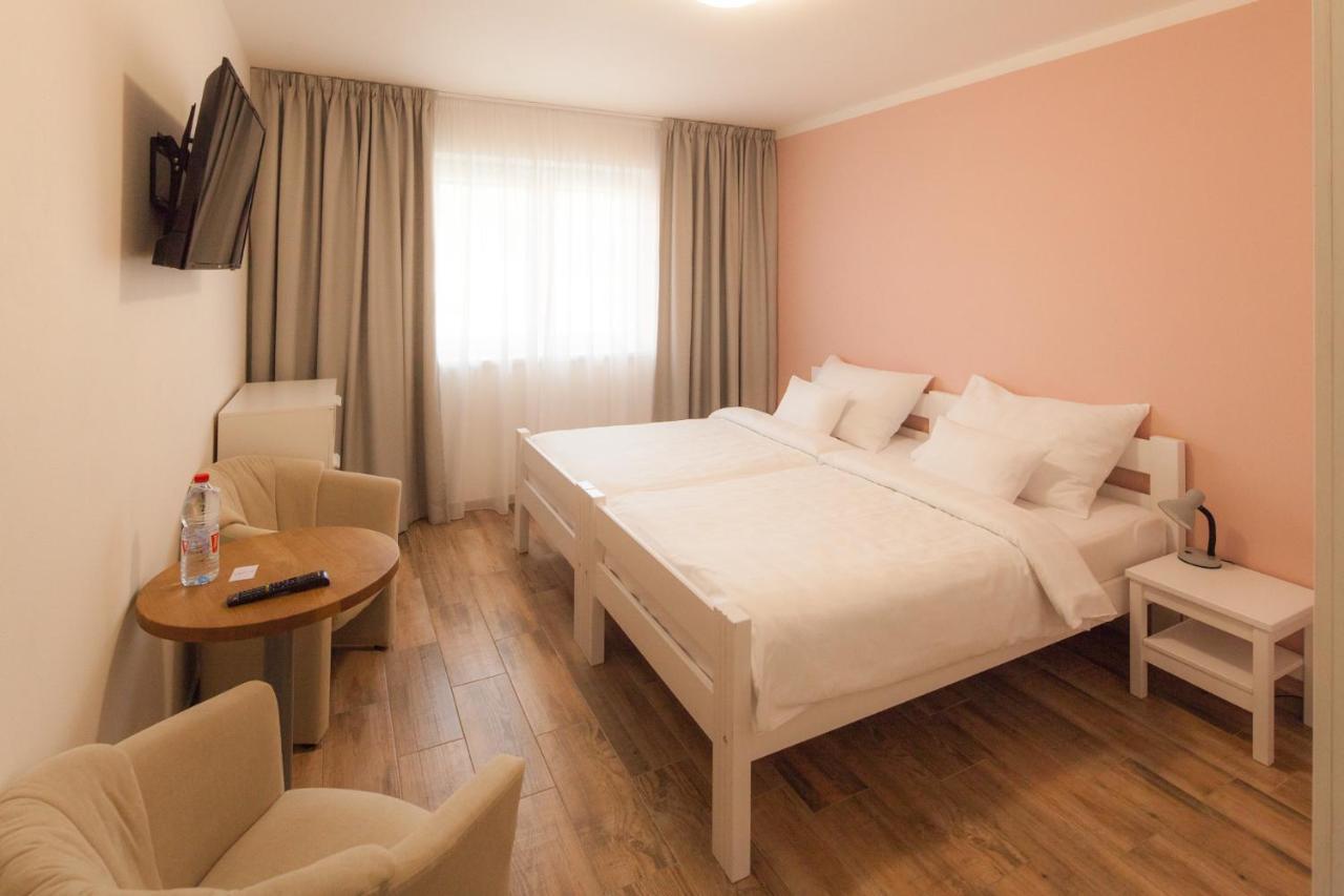 Golf Certovo Bremeno Hotel Jistebnice Exterior foto